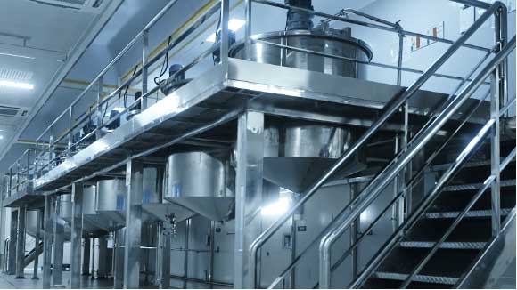 Full-scale Liquid Mixing